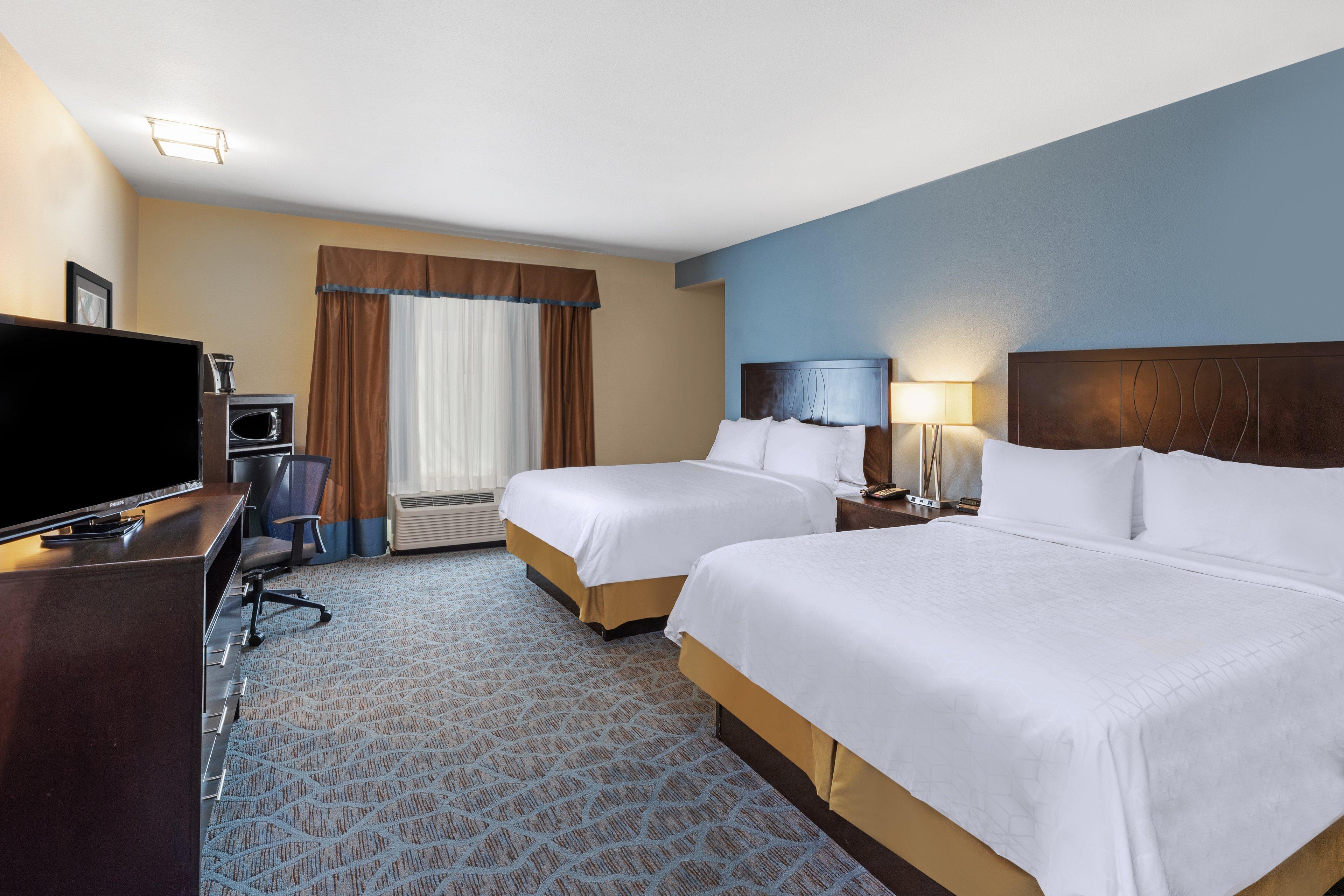 Holiday Inn Express Hotel & Suites Floresville By Ihg Exterior photo